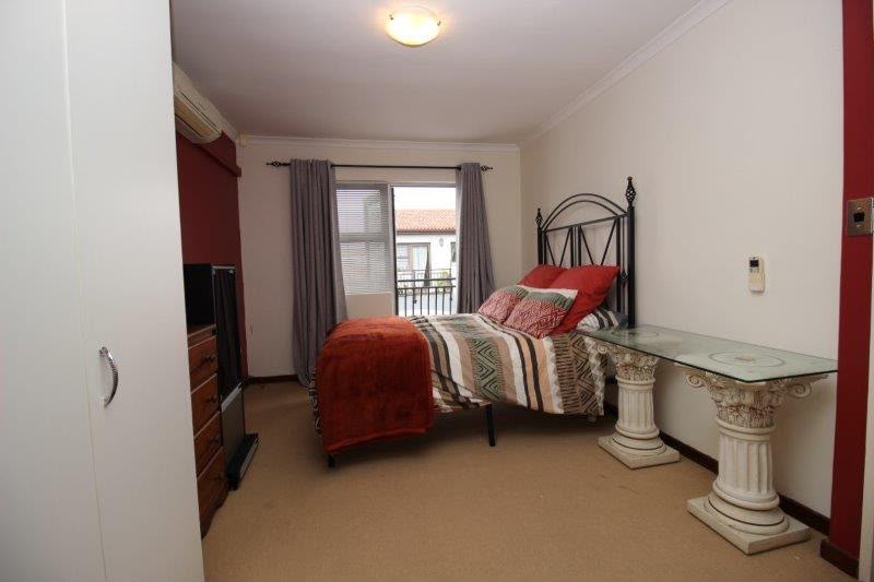 To Let 3 Bedroom Property for Rent in Parklands Western Cape